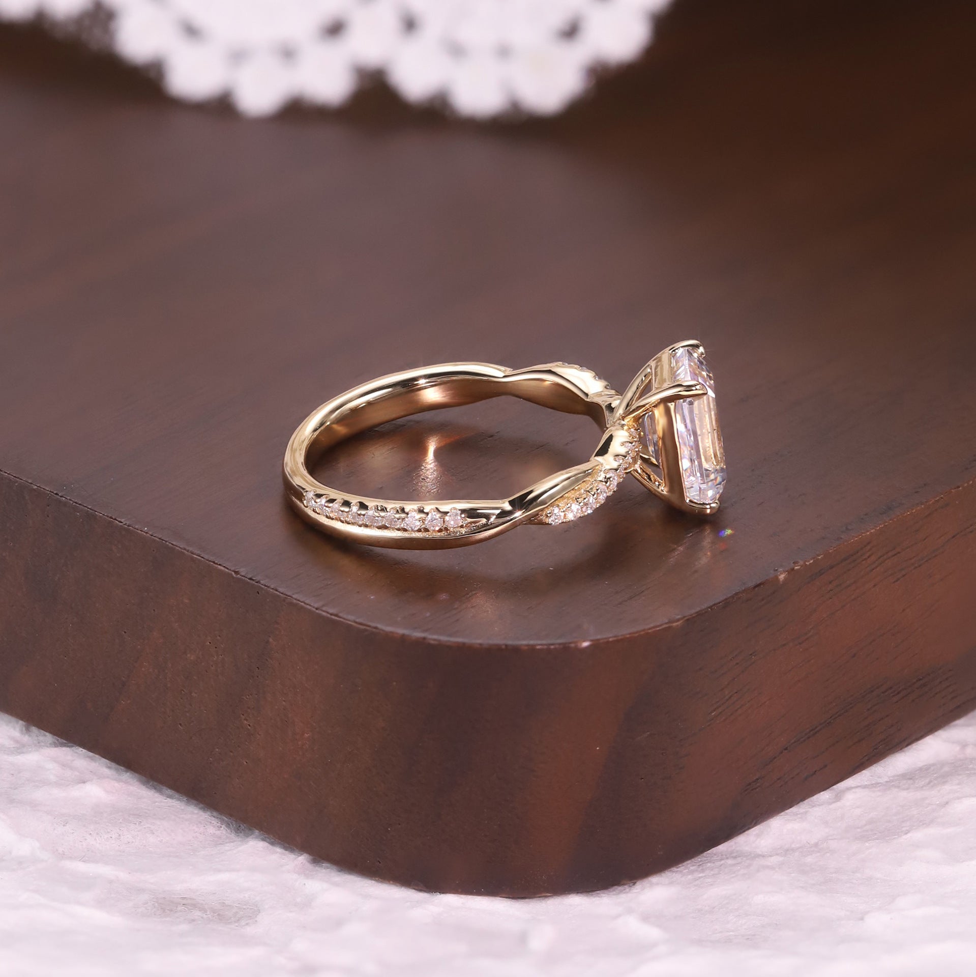 Emerald Twisted Moissanite Ring - 18K Gold Plated