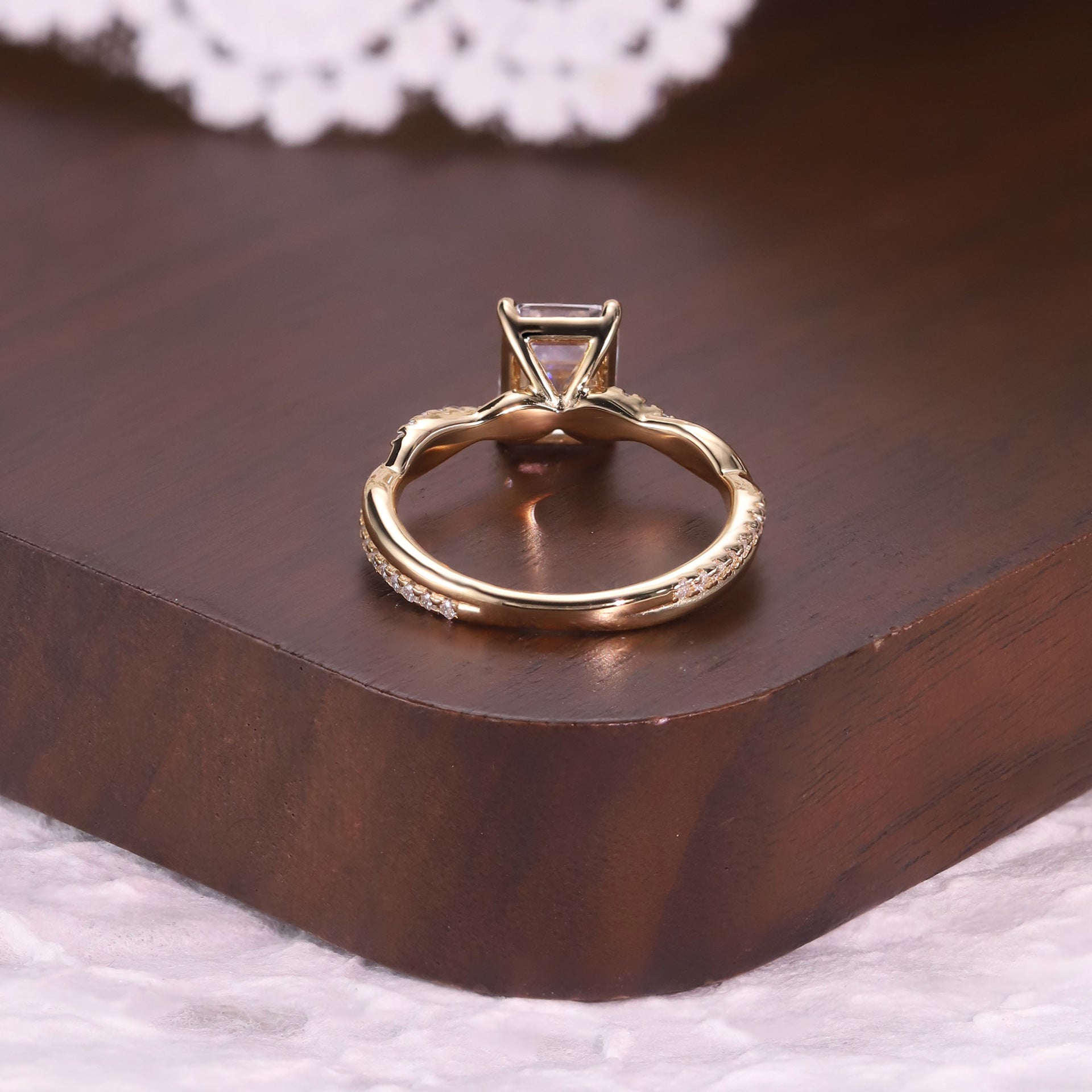 Emerald Twisted Moissanite Ring - 18K Gold Plated