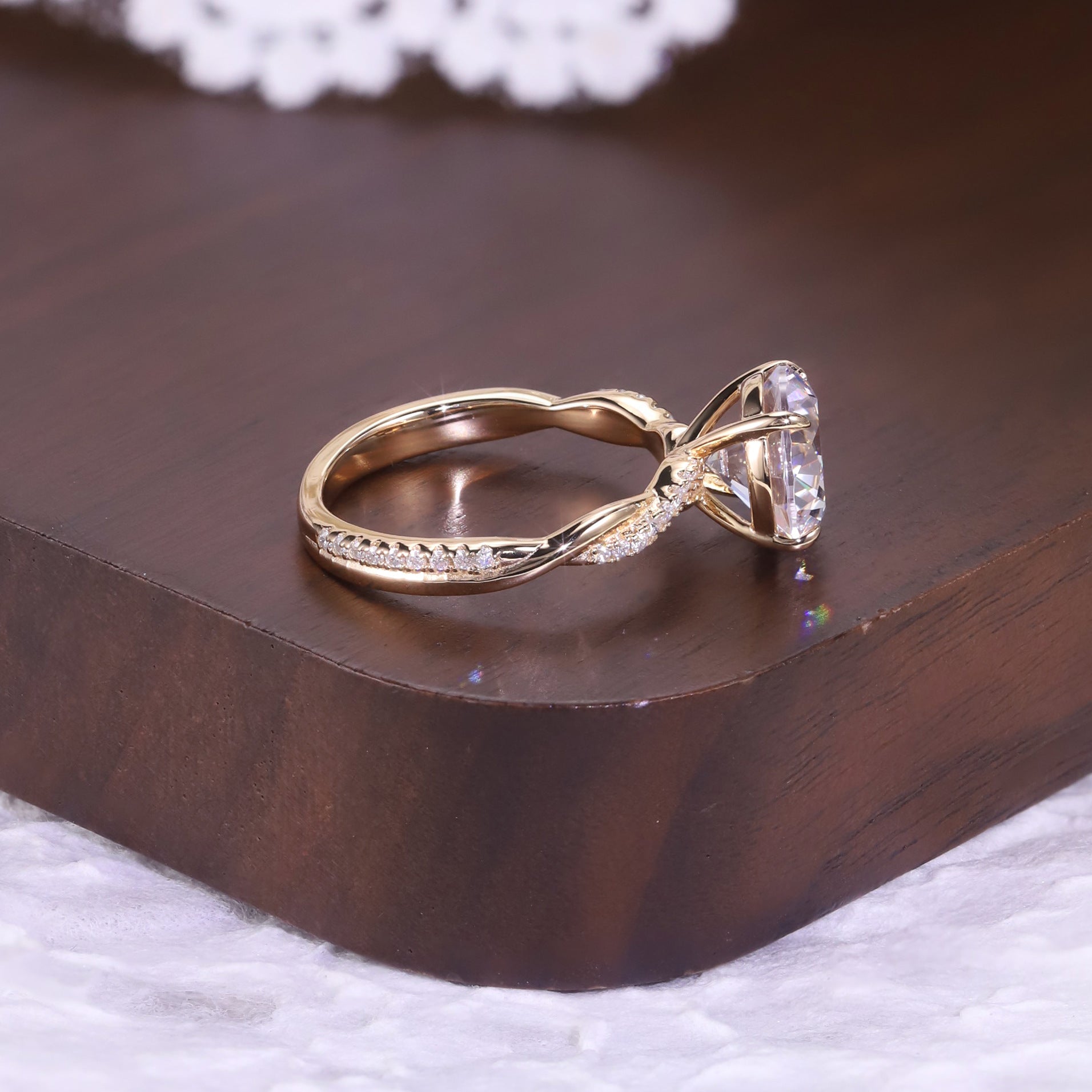 Round Twisted Moissanite Ring - 18K Gold Plated