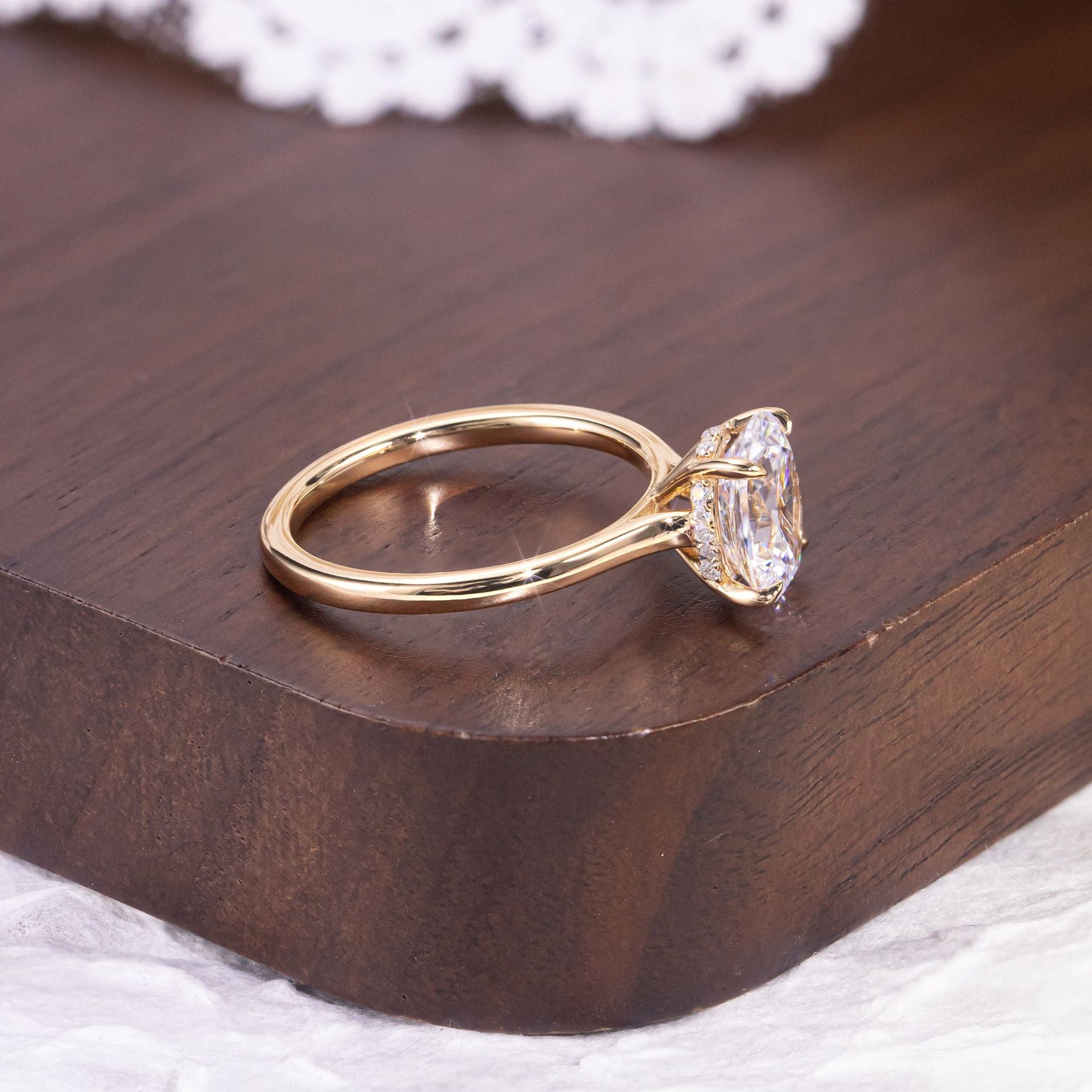Oval Solitaire Moissanite Ring - 18K Gold Plated