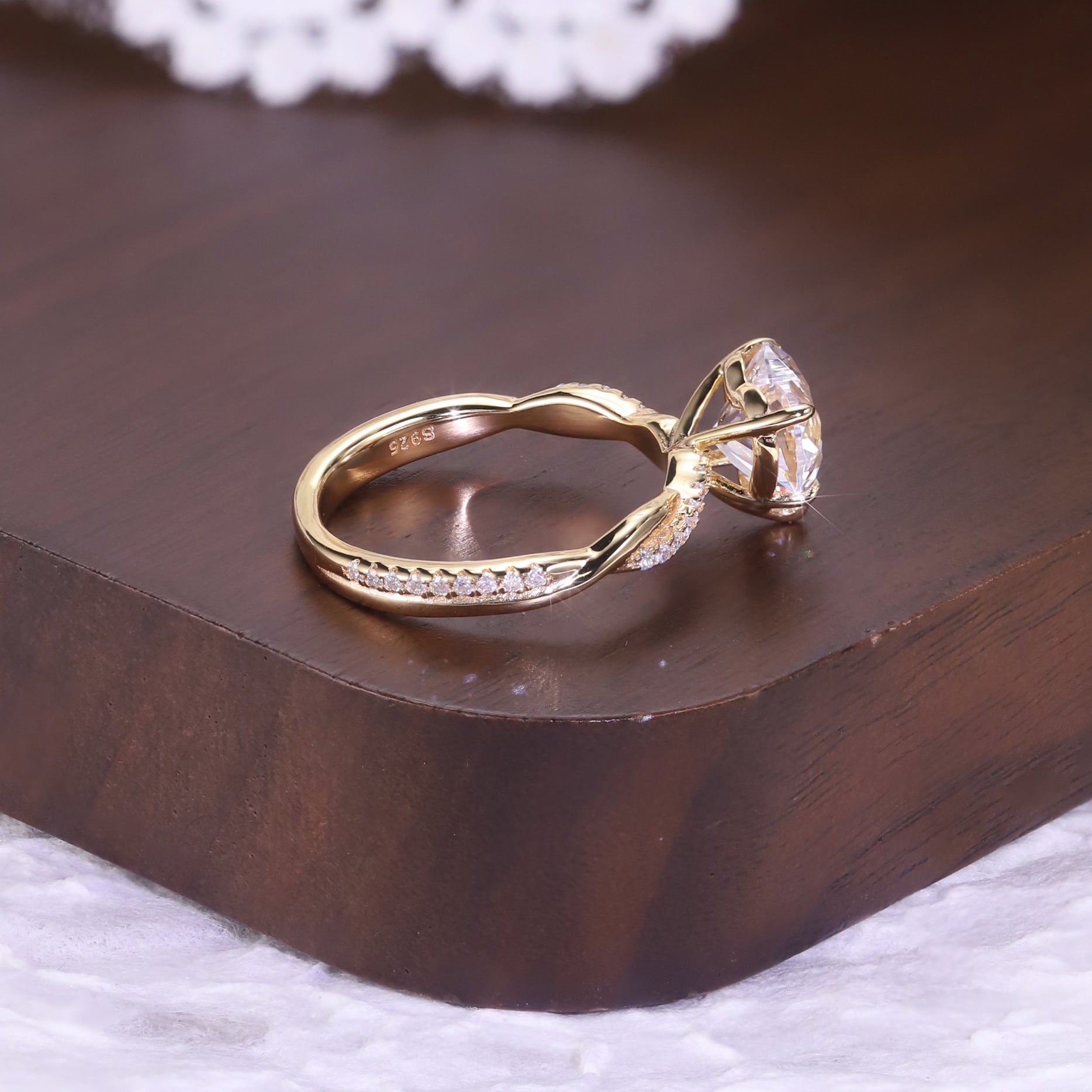 Heart Twisted Moissanite Ring - 18K Gold Plated