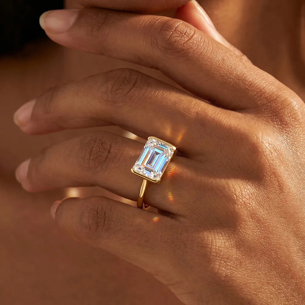 Emerald Cut Moissanite Solitaire Ring | 4CT | Adjustable Size | Gold & Silver