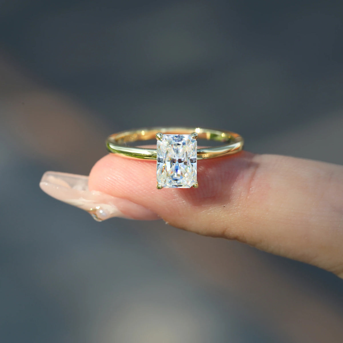 Radiant Cut Moissanite Solitaire Ring | 1CT 2CT 3CT