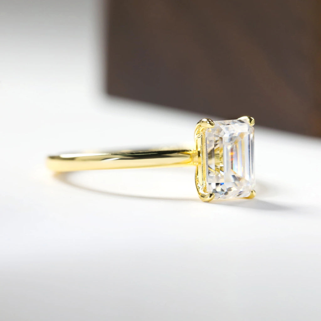 Emerald Cut Moissanite Solitaire Ring | 1CT 2CT 3CT