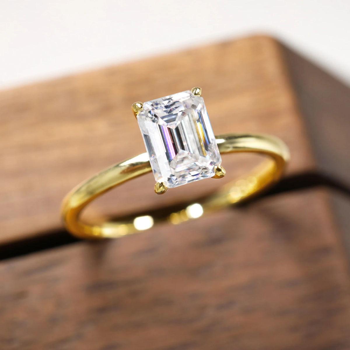 Emerald Cut Moissanite Solitaire Ring | 1CT 2CT 3CT