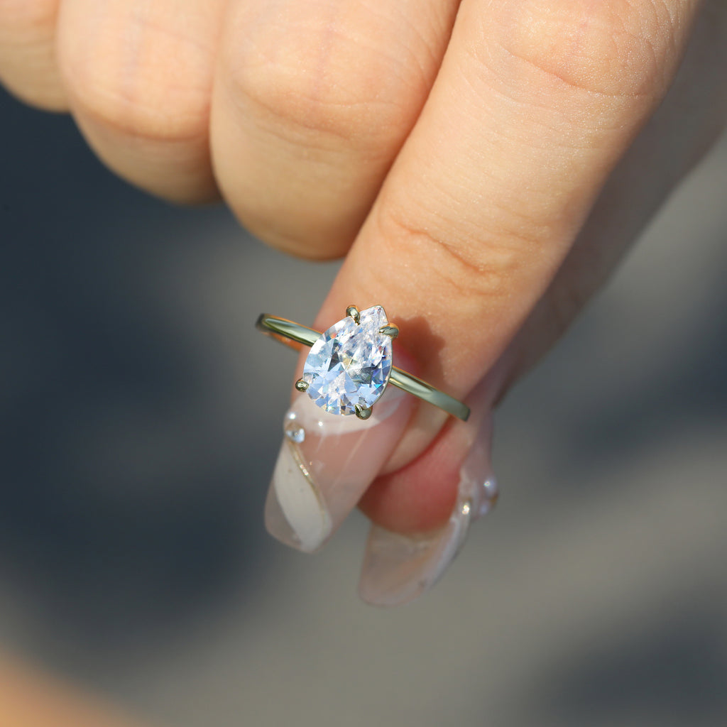 Pear Cut Moissanite Solitaire Ring | 1CT 2CT 3CT