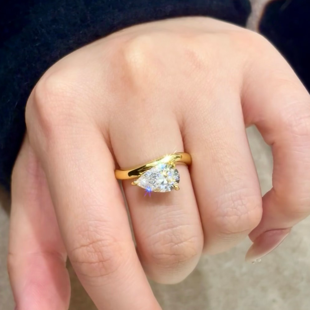 Pear Cut Moissanite Solitaire Ring | 1.5CT 2CT 3CT